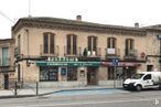 Oficina en alquiler en Calle Cardenal Tavera, Toledo, 45003 con camioneta, edificio, ventana, vehículo, coche, cielo, rueda, neumático, carretera y fachada alrededor