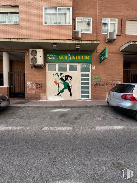 Local en venta en Calle Cantabria, 4, Valdemoro, Madrid, 28341 con ventana, coche, edificio, luces traseras y de freno, vehículo, asfalto, superficie de la carretera, arte, barrio y acera alrededor