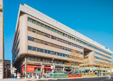 Oficina en alquiler en Calle Serrano, 41-45, Salamanca, Madrid, 28001 con edificio, cielo, día, ventana, bloque de torre, diseño urbano, arquitectura, luz de la calle, condominio y barrio alrededor