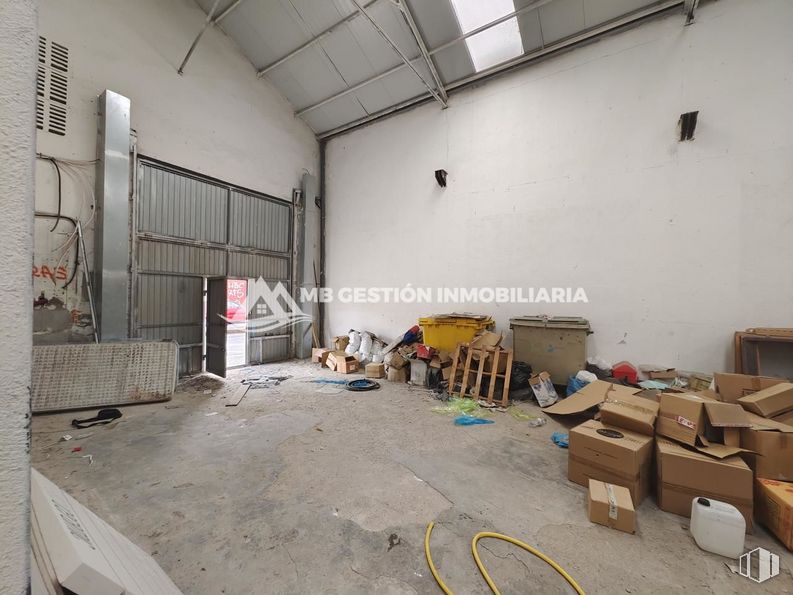 Nave en alquiler en Zona El Álamo, Fuenlabrada, Madrid, 28946 con caja de envío, caja, madera, suelo, suelos, edificio, gas, material compuesto, material de construcción y accesorio alrededor