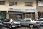 Retail for rent at Calle Torres Miranda, 4, Arganzuela, Madrid, 28045 with car, wheel, window, building, automotive parking light, land vehicle, tire, vehicle, vehicle registration plate and automotive side marker light around