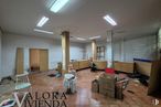 Retail for sale at Calle Valladolid, Alcorcón, Madrid, 28922 with light fixture, lighting, shipping box, flooring, floor, wood, ceiling, interior design, hall and room around