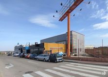 Industrial for sale at Zona Loranca, Fuenlabrada, Madrid, 28942 with car, cloud, sky, vehicle, wheel, building, asphalt, tire, urban design and road surface around