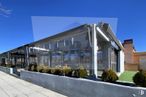 Retail for rent at Avenida Infante Don Luis , Boadilla del Monte, Madrid, 28660 with building, plant, glass, shade, metal, outdoor structure, daylighting, aluminium, pergola and steel around