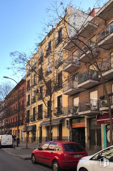 Local en alquiler en Calle Argumosa, 14, Centro, Madrid, 28012 con coche, edificio, vehículo terrestre, rueda, neumático, cielo, vehículo, fotografía, ventana y infraestructura alrededor