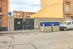 Land for sale at Calle Chorrillo Alta, 23, Paracuellos de Jarama, Madrid, 28860 with building, car, window, tire, wheel, sky, road surface, cloud, asphalt and vehicle around