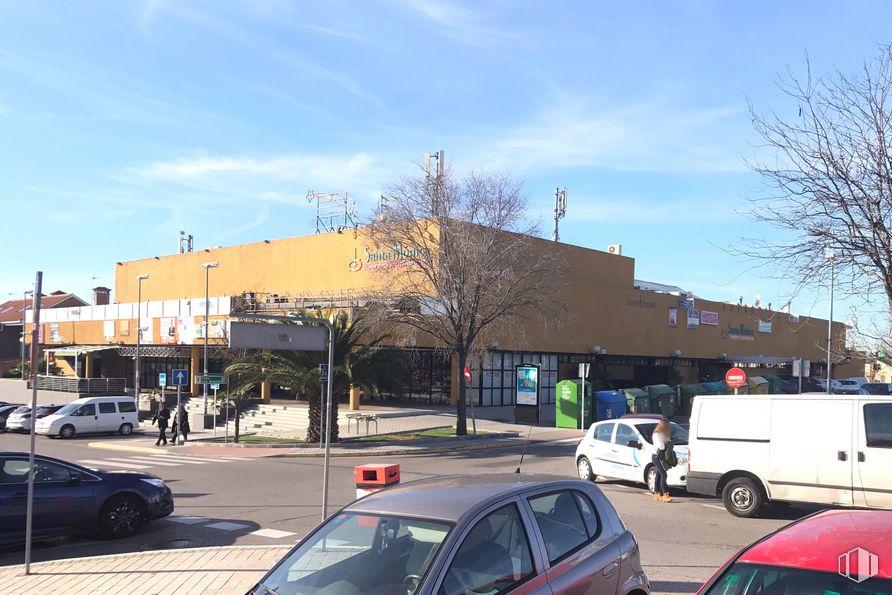 Local en venta en Calle Aloe, 14, Rivas-Vaciamadrid, Madrid, 28529 con coche, camioneta, edificio, neumático, rueda, luz de estacionamiento automotriz, vehículo terrestre, cielo, nube y vehículo alrededor