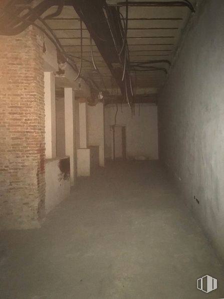 Local en venta en Calle Pizarro, 14, Centro, Madrid, 28004 con madera, piso, suelo, edificio, pasillo, accesorio, hormigón, casa, tintes y matices y techo alrededor