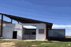 Industrial for sale at Polígono 28, Parcela 13, Los Pocillos, Villamayor de Santiago, Cuenca, 16415 with house, sky, building, fixture, land lot, facade, landscape, composite material, roof and grass around