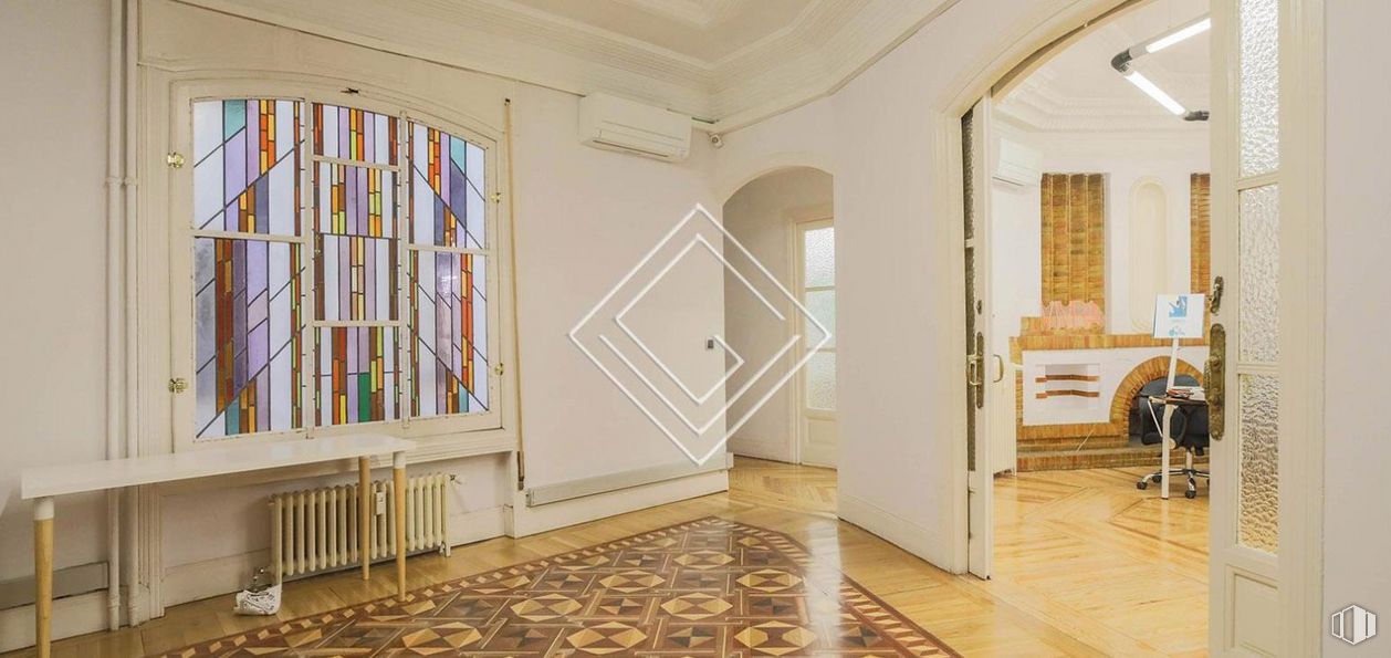 Oficina en venta en Calle Monte Esquinza, Chamberí, Madrid, 28010 con ventana, madera, hall, interiorismo, accesorio, suelo de baldosas, suelos, suelo, madera dura y arte alrededor