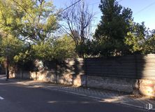 Land for sale at Calle Alsasua, Moncloa - Aravaca, Madrid, 28023 with plant, sky, shade, branch, road surface, land lot, asphalt, residential area, neighbourhood and grass around