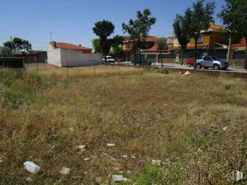 Suelo en venta en Calle Turina, Dosbarrios, Toledo, 45311 con casa, coche, planta, neumático, cielo, propiedad, comunidad de plantas, rueda, árbol y vehículo alrededor