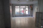 Retail for rent at Calle Virgen de Covadonga, Ávila, 05005 with bookcase, fixture, window, building, floor, composite material, flooring, wood, ceiling and concrete around