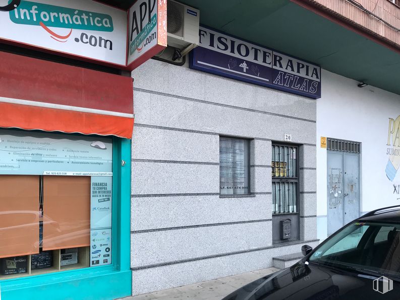 Local en alquiler en Avenida Coronel Baeza, 19, Toledo, 45004 con ventana, coche, luz de estacionamiento automotriz, campana, vehículo, edificio, vehículo motorizado, iluminación automotriz, fuente y fachada alrededor