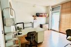 Local en venta en Calle Arroyo Belincoso, Moratalaz, Madrid, 28030 con silla, escritorio, mueble, edificio, madera, suelos, silla de oficina, suelo, accesorio y hall alrededor