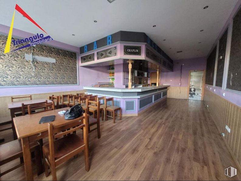 Retail for sale at El Cerro - Carretera San Rafael, Segovia, 40006 with chair, table, property, furniture, wood, interior design, flooring, floor, hall and real estate around