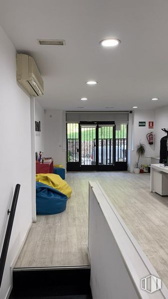 Oficina en venta en Calle Irún, 25, Moncloa - Aravaca, Madrid, 28008 con propiedad, edificio, planta, interiorismo, planta de interior, madera, suelos, suelo, madera dura y sala de estar alrededor