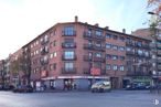 Retail for rent at Paseo Curas, 1, Alcalá de Henares, Madrid, 28802 with car, building, wheel, sky, cloud, window, tire, road surface, infrastructure and vehicle around