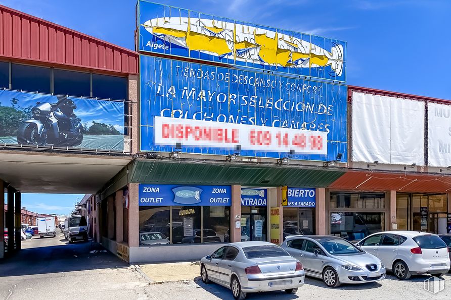 Nave en alquiler y venta en Calle Río Tormes, 4, Algete, Madrid, 28110 con coche, persona, luz de estacionamiento automotriz, rueda, neumático, cielo, vehículo terrestre, vehículo, edificio y placa de matrícula del vehículo alrededor