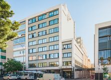 Office for sale & for rent at Avenida Institución Libre Enseñanza, 41, San Blas - Canillejas, Madrid, 28037 with building, van, sky, wheel, window, car, infrastructure, tire, vehicle and tree around