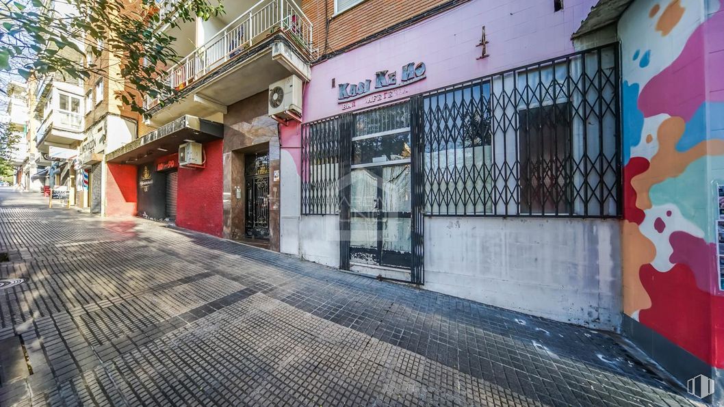 Local en venta en Calle Valladolid, Alcorcón, Madrid, 28922 con edificio, planta, superficie de la carretera, ventana, ciudad, árbol, carretera, callejón, asfalto y suelos alrededor