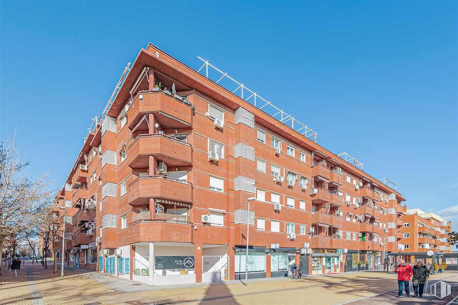 Local en alquiler en Calle Mercurio, 6, Valdemoro, Madrid, 28340 con edificio, cielo, ventana, bloque de pisos, árbol, condominio, diseño urbano, edificio comercial, zona residencial y fachada alrededor