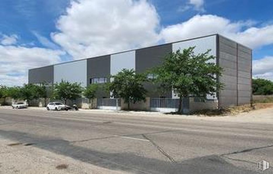 Industrial for sale & for rent at Calle Picos de Urbión, Illescas, Toledo, 45200 with building, composite material, commercial building, concrete, headquarters, engineering, shade, building material, design and corporate headquarters around