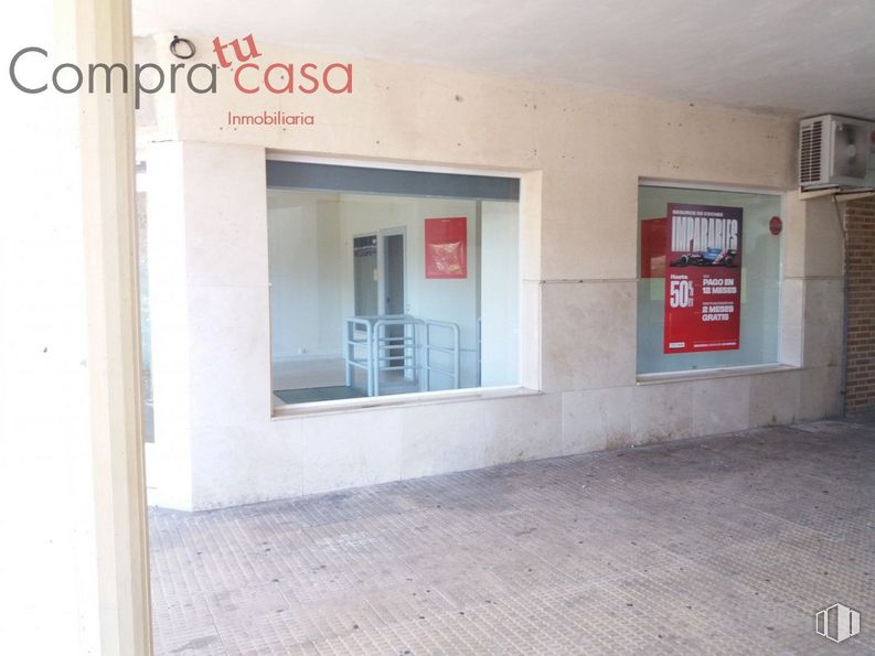 Local en venta en Zona Nueva Segovia, Segovia, 40006 con propiedad, accesorio, piso, material compuesto, gas, fachada, fuente, ventana, material de construcción y puerta alrededor