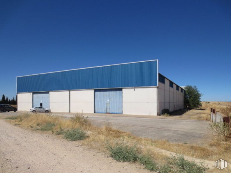 Industrial for sale at Calle Santa Olalla, Carriches, Toledo, 45532 with building, sky, plant, land lot, real estate, fixture, facade, composite material, landscape and engineering around