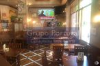 Retail for rent at Zona MIrasierra, Fuencarral - El Pardo, Madrid, 28035 with person, chair, table, table top, television, kitchen & dining room table, restaurant, furniture, door and cafeteria around