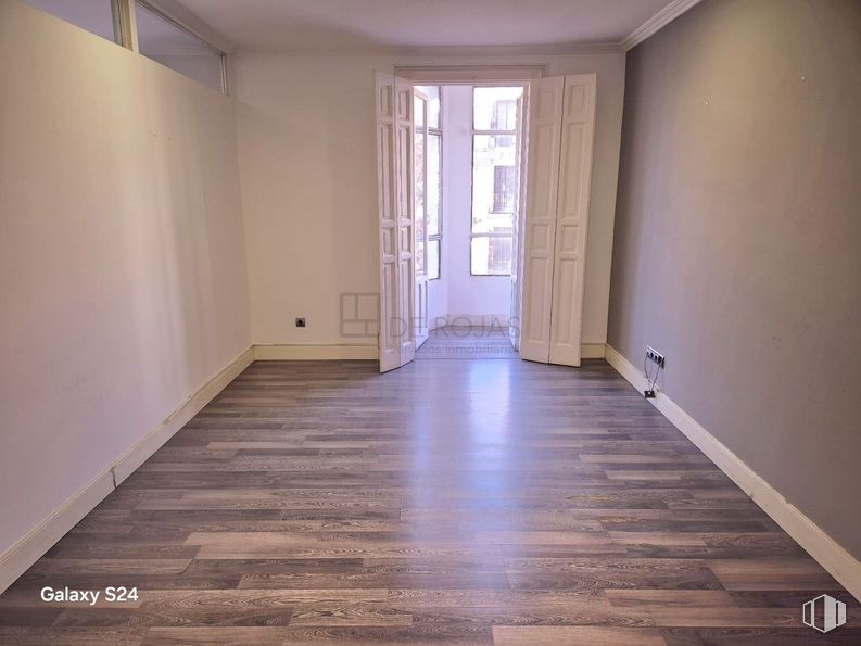 Office for rent at Calle Serrano, Salamanca, Madrid, 28006 with flooring, floor, wood flooring, wood, laminate flooring, interior design, hardwood, tile flooring, apartment and wood stain around