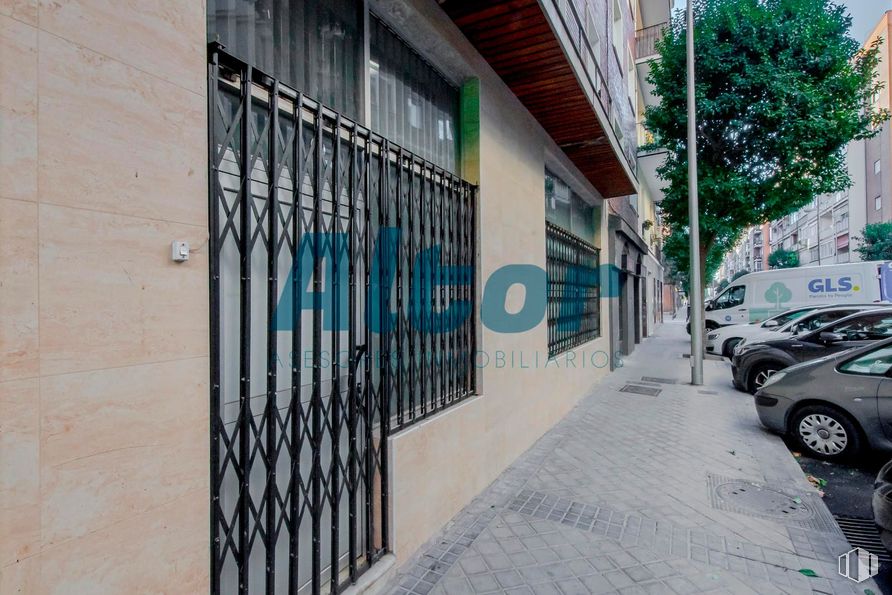 Local en venta en Zona Fuente del Berro, Salamanca, Madrid, 28028 con coche, neumático, rueda, apartamento, condominio, edificio comercial y balcón alrededor