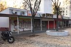 Local en alquiler en Calle Manojo Rosas, 44, Villaverde, Madrid, 28041 con rueda, motocicleta, neumático, árbol, vehículo, neumático automotriz, edificio, ventana, barrio y pared alrededor