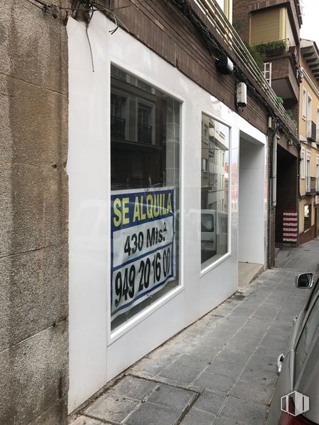 Retail for sale & for rent at Calle Miguel de Cervantes, 14, Guadalajara, 19001 with window, property, building, neighbourhood, facade, font, road surface, sidewalk, road and art around