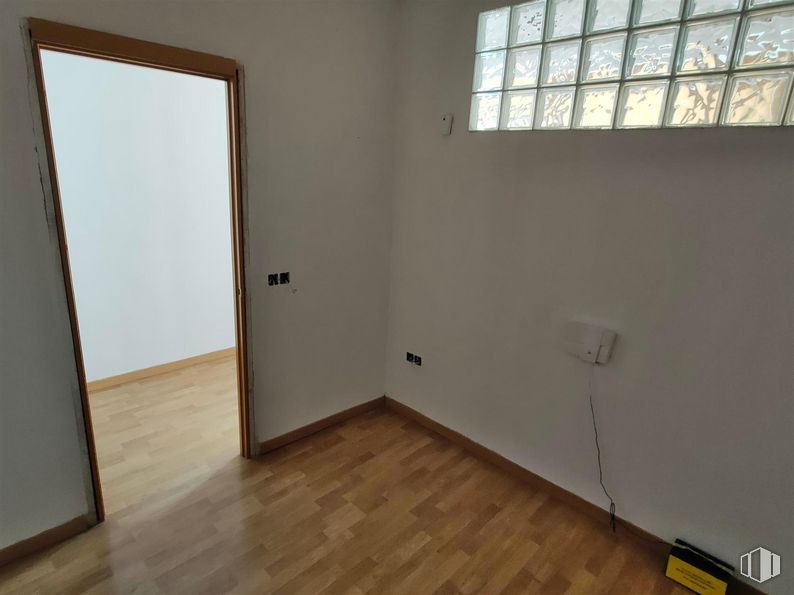 Local en venta en Calle Alicante, Getafe, Madrid, 28903 con ventana, propiedad, accesorio, madera, interiorismo, suelos, suelo, suelo laminado, hall y madera dura alrededor