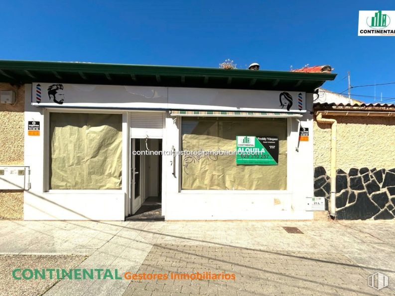 Local en alquiler en Calle Alegría, Collado Villalba, Madrid, 28400 con puerta, cielo, propiedad, asfalto, sombra, edificio, tintes y matices, superficie de la carretera, gas y fachada alrededor