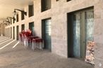 Retail for sale & for rent at Plaza Nueva de Noblejas, Noblejas, Toledo, 45350 with table, wood, chair, floor, flooring, shade, brick, window, facade and building around