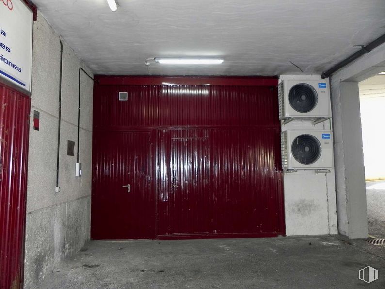 Oficina en venta en Edificio Auge I, Calle María Tubau, 8, Fuencarral - El Pardo, Madrid, 28049 con electrodoméstico, mediante, altoparlante, accesorio, madera, suelo, propiedad material, lavadora, material compuesto, gas, secadora de ropa y cuarto de lavado alrededor