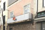 Retail for sale at Avenida Constitución, 14, Mejorada del Campo, Madrid, 28840 with window, building, property, fixture, sky, road surface, wood, neighbourhood, brickwork and residential area around