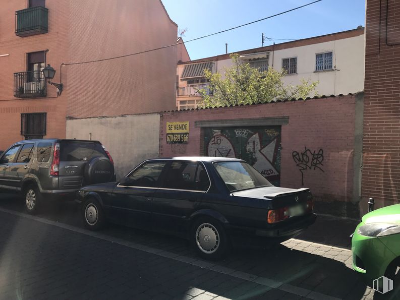 Suelo en venta en Calle Manuel Pavía, 5, Villa de Vallecas, Madrid, 28031 con rueda, coche, neumático, luz de estacionamiento automotriz, vehículo terrestre, vehículo, ventana, edificio, iluminación automotriz y infraestructura alrededor