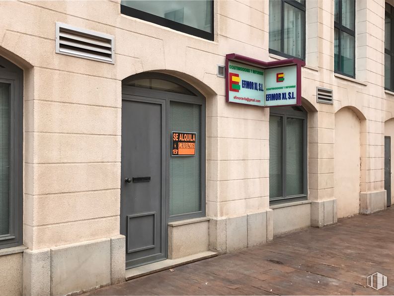 Office for sale & for rent at Calle Duque de Alba, 13, Ávila, 05001 with window, door, building, fixture, house, font, facade, composite material, wood and brick around