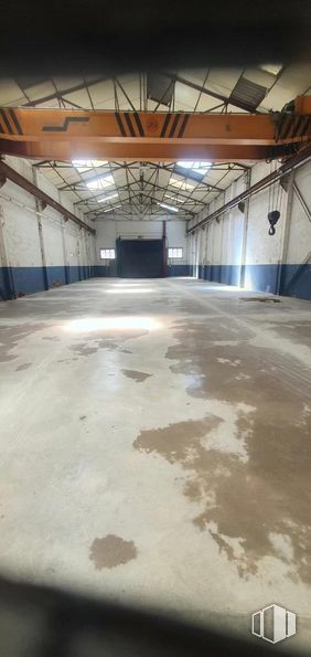 Industrial for sale & for rent at Calle Herreros , 8, Getafe, Madrid, 28906 with floor, flooring, ceiling, hall, concrete, building material, daylighting, shade, beam and plaster around