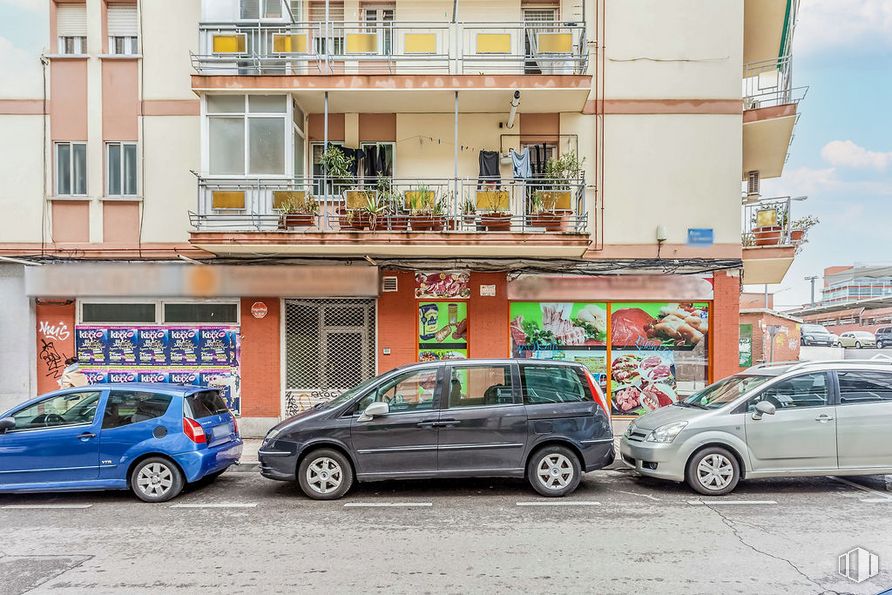 Local en alquiler y venta en Calle Delicias, Fuenlabrada, Madrid, 28945 con coche, edificio, rueda, neumático, luz de estacionamiento automotriz, vehículo terrestre, vehículo, ventana, vehículo de motor y diseño automotriz alrededor