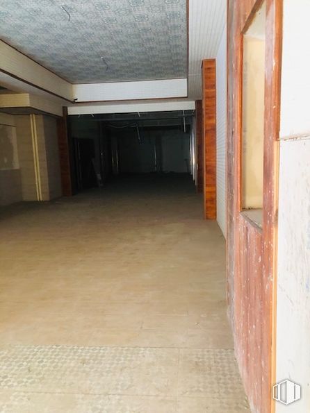 Local en venta en Calle Murcia, 5, Arganzuela, Madrid, 28045 con madera, suelos, suelo, hall, tinte para madera, madera dura, contrachapado, material de construcción, material compuesto y hormigón alrededor