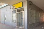 Retail for sale at Calle Uruguay, 23, Coslada, Madrid, 28820 with window, door, fixture, gas, composite material, facade, building material, concrete, paint and city around