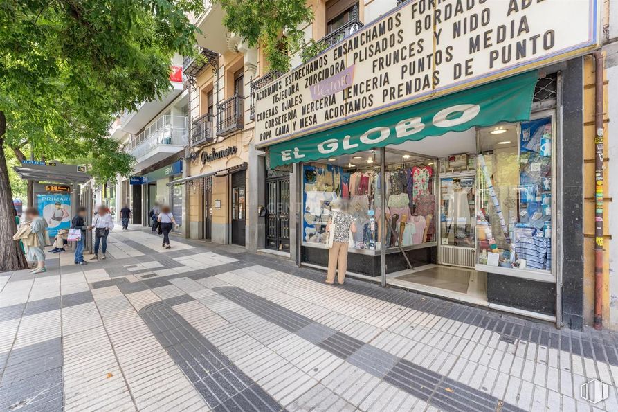 Local en venta en Calle Alcalá, 191, Salamanca, Madrid, 28009 con infraestructura, ventana, superficie de la carretera, edificio, árbol, diseño urbano, acera, puerta, carretera y ciudad alrededor