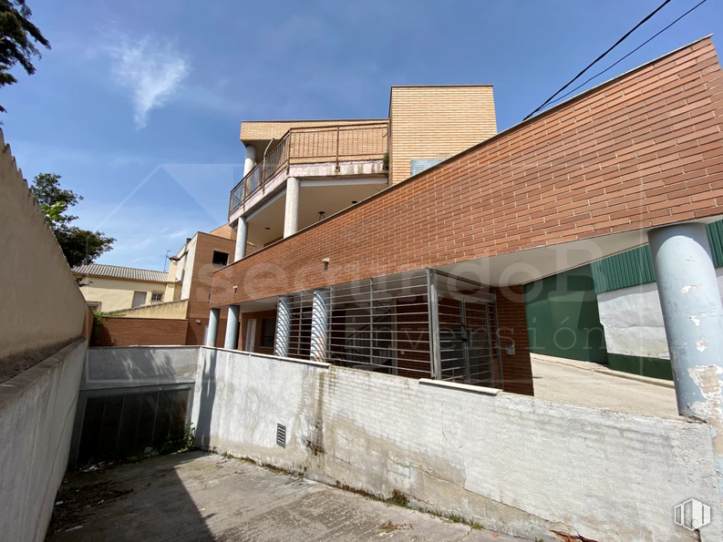 Land for sale at Calle Capitán Bermejo, 46, La Mata, Toledo, 45534 with house, window, sky, cloud, road surface, building, wood, urban design, brick and shade around