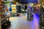 Retail for sale at Zona Centro, Alcorcón, Madrid, 28921 with lighting, building, retail, flooring, plant, city, event, shelf, trade and decoration around