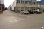 Industrial for sale at Polígono Palancares, Cuenca, 16004 with car, building, automotive parking light, land vehicle, wheel, tire, vehicle, window, automotive tail & brake light and motor vehicle around