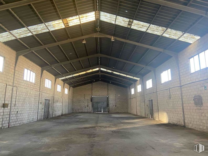 Industrial for sale at Zona industrial, Colmenar Viejo, Madrid, 28770 with window, floor, composite material, concrete, building material, daylighting, warehouse, design, beam and shed around